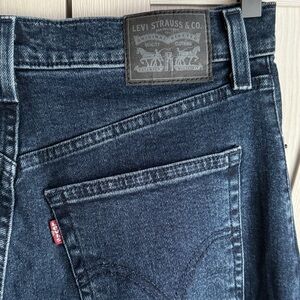 Levi's High Waisted Taper Jeans Dark Blue Womens 29